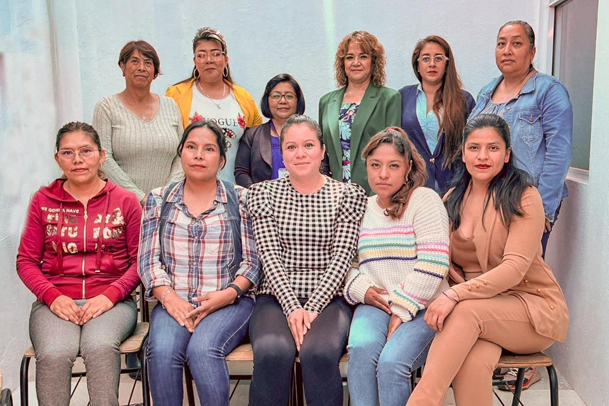 Para capacitar a mujeres huamantlecas DIF municipal inaugura tercer módulo de estilismo y diseño de imagen